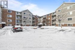 411 - 270 BRITTANY DRIVE  Ottawa, ON K1K 4M3