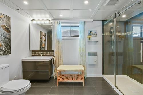 Salle de bains - 92 Rue Latour, Saint-Constant, QC - Indoor Photo Showing Bathroom