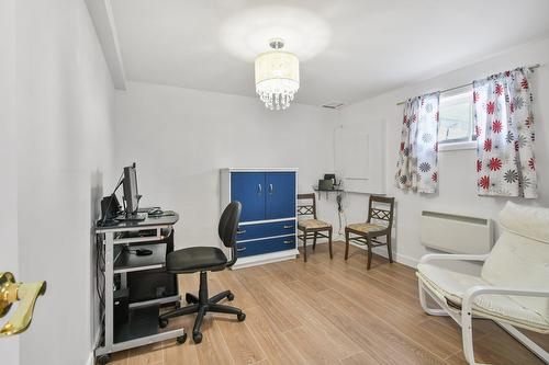 Chambre à coucher - 92 Rue Latour, Saint-Constant, QC - Indoor Photo Showing Office