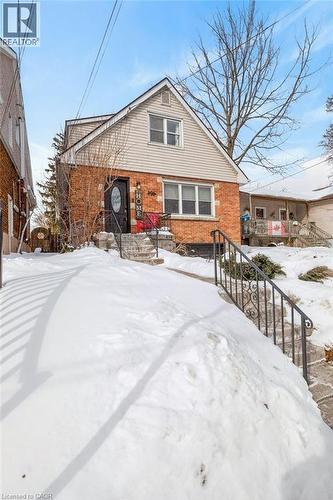 494 Upper Wentworth Street, Hamilton, ON - Outdoor