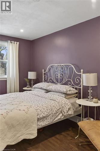 494 Upper Wentworth Street, Hamilton, ON - Indoor Photo Showing Bedroom