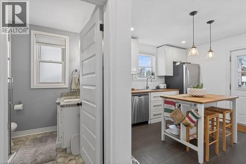 494 Upper Wentworth Street, Hamilton, ON - Indoor