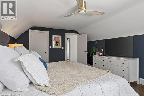 494 Upper Wentworth Street, Hamilton, ON - Indoor Photo Showing Bedroom