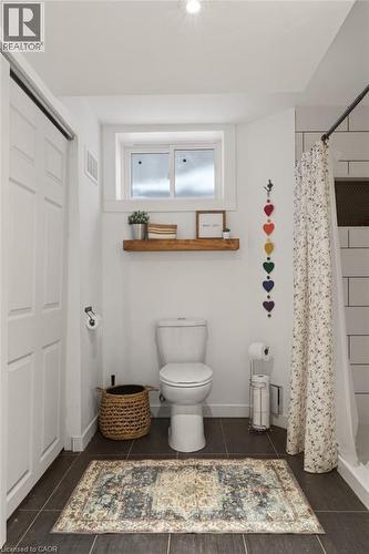 494 Upper Wentworth Street, Hamilton, ON - Indoor Photo Showing Bathroom