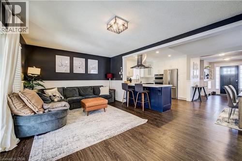 144 Patton Drive, Cambridge, ON - Indoor Photo Showing Living Room