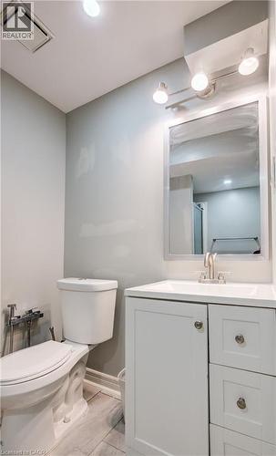 144 Patton Drive, Cambridge, ON - Indoor Photo Showing Bathroom
