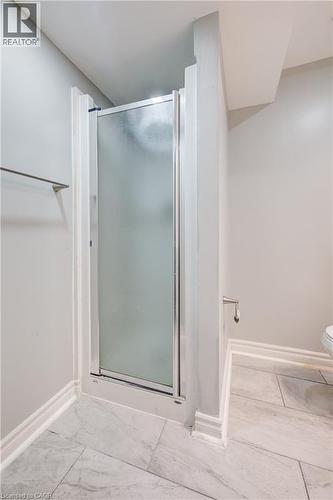 144 Patton Drive, Cambridge, ON - Indoor Photo Showing Bathroom