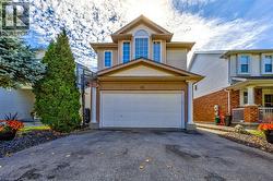 39 KARALEE Crescent  Cambridge, ON N3C 4H3