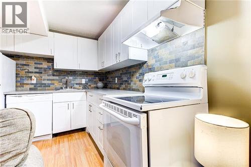Lower Kitchen - 39 Karalee Crescent, Cambridge, ON - Indoor Photo Showing Other Room