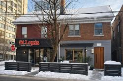 N2 - 2F - 1 BALDWIN STREET  Toronto, ON M4T 1L1