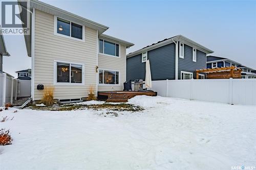 343 Stilling Manor, Saskatoon, SK - Outdoor