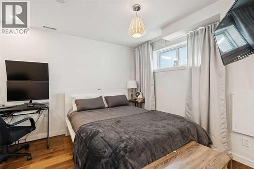 65 Tararidge Close Ne, Calgary, AB - Indoor Photo Showing Bedroom