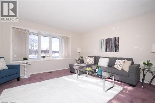 727 Riverside Drive, Cambridge, ON - Indoor Photo Showing Living Room