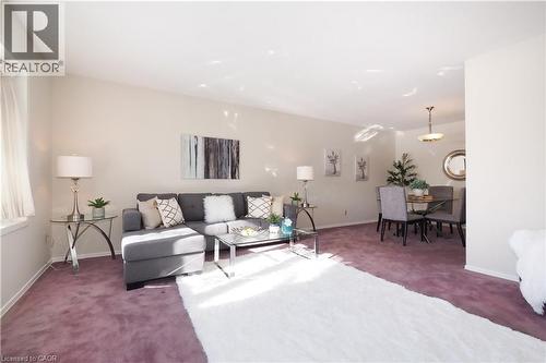 727 Riverside Drive, Cambridge, ON - Indoor Photo Showing Living Room