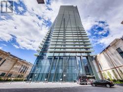 1702 - 65 ST MARY STREET  Toronto, ON M5S 0A6