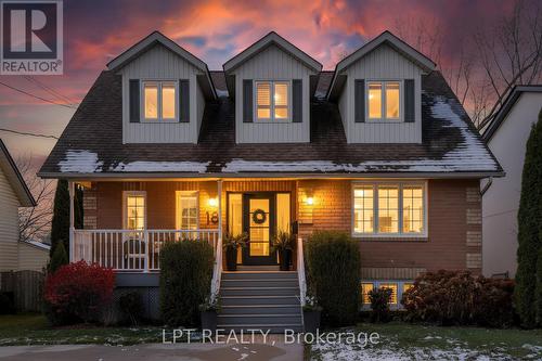 18 CANAL STREET  Georgina, ON L4P 1K5