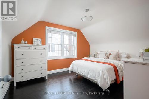 2034 Harvest Drive, Mississauga, ON - Indoor Photo Showing Bedroom