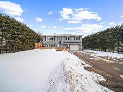 35 Fairway Avenue  Summerside, PE C1N 5L8