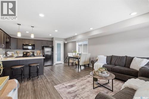 507 110 Akhtar Bend, Saskatoon, SK - Indoor