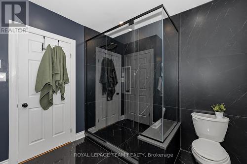 76 Havelock Street, Ottawa, ON - Indoor Photo Showing Bathroom