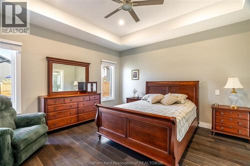 11 Champlain Court, Chatham, ON - Indoor Photo Showing Bedroom
