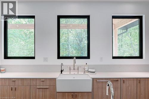 295 Allen Road, Grimsby, ON - Indoor