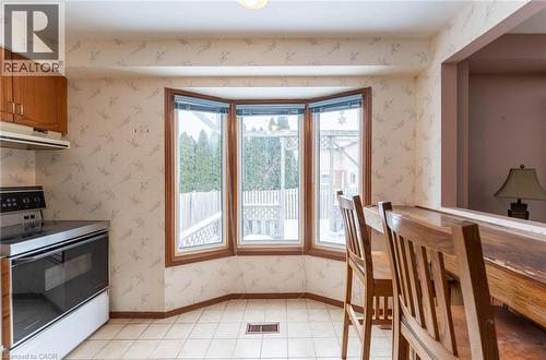 5 Charing Drive, Hamilton, ON - Indoor