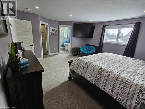 Primary Bedroom - 46 Stonebridge Place, Simcoe, ON - Indoor Photo Showing Bedroom