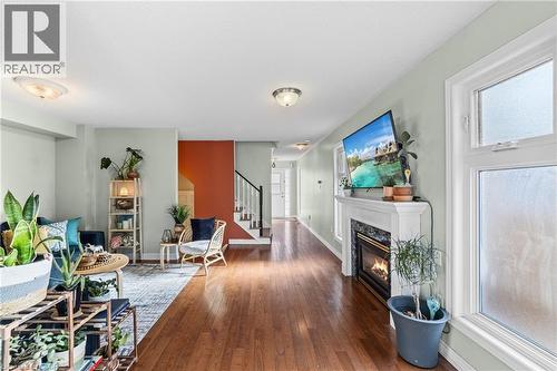 4401 Vallence Drive, Burlington, ON - Indoor With Fireplace