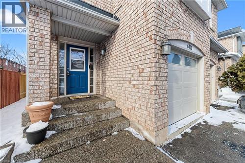 4401 Vallence Drive, Burlington, ON - Outdoor