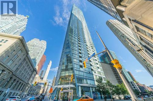 3304 - 8 THE ESPLANADE AVENUE  Toronto, ON M5E 0A6