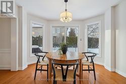 family sized eat-in kitchen lots of storage - 