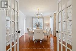 spacious formal dinrm for large family dinners - 