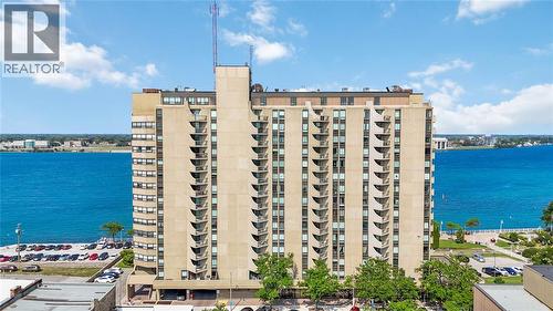 155 Front STREET North Unit# 1104  Sarnia, ON N7T 7V5