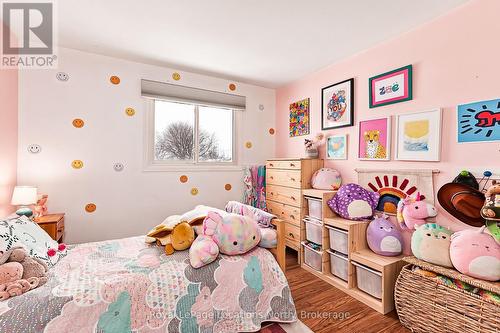 2nd Bedroom - 131 Albert Street, Collingwood, ON - Indoor Photo Showing Bedroom