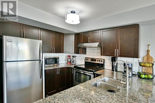 30 Joseph Trail, Collingwood, ON - Indoor Photo Showing Kitchen With Double Sink