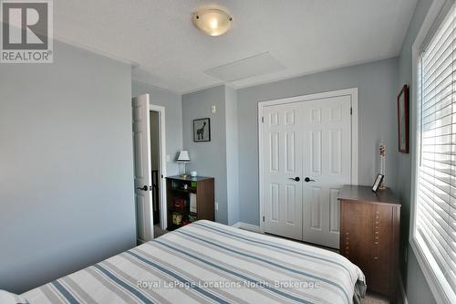 30 Joseph Trail, Collingwood, ON - Indoor Photo Showing Bedroom