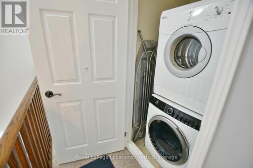 30 Joseph Trail, Collingwood, ON - Indoor Photo Showing Laundry Room