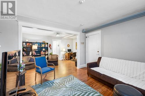 unit 1 entrance - 55 Balsam Avenue S, Hamilton, ON - Indoor