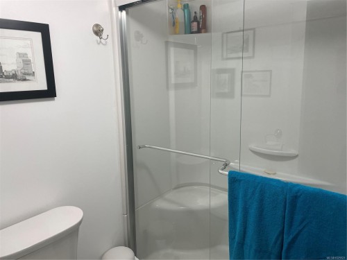 247 Huson Rd, Qualicum Beach, BC 