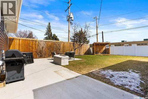 73 Coldwell Road, Regina, SK - Outdoor