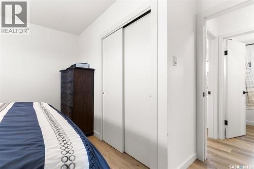 73 Coldwell Road, Regina, SK - Indoor Photo Showing Bedroom