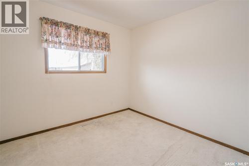 1229 Elevator Road, Saskatoon, SK - Indoor Photo Showing Other Room