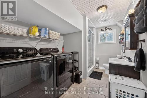 50 Laurier Boulevard, Tiny, ON - Indoor Photo Showing Laundry Room