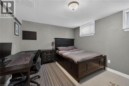 983 Parkhill Avenue, Burlington, ON - Indoor Photo Showing Bedroom