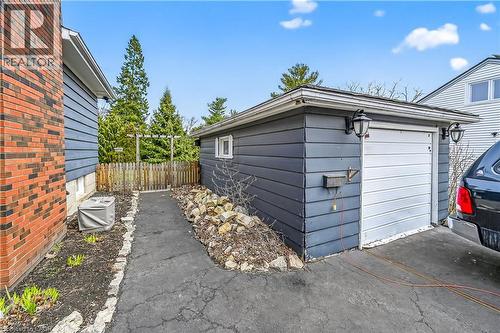 983 Parkhill Avenue, Burlington, ON - Outdoor With Exterior