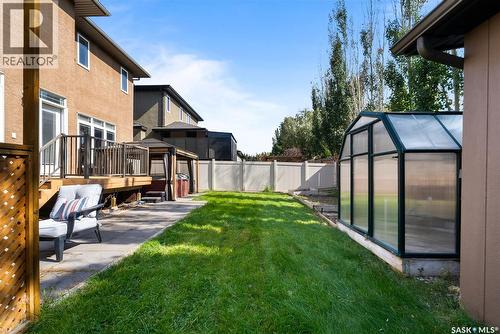 6925 Maple Ridge Drive, Regina, SK - Outdoor