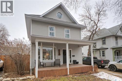 1135 2nd AVENUE NW  Moose Jaw, SK S6H 3R4