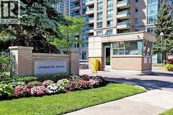 2301 - 3 PEMBERTON AVENUE  Toronto, ON M2M 4M1