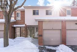 5 - 34 DUNDALK DRIVE  Toronto, ON M1P 4W3